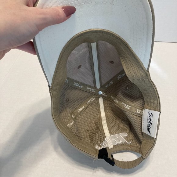 Titleist Golf Beige Khaki Baseball Cap Adjustable Strap Hat Great Condition - Picture 5 of 10